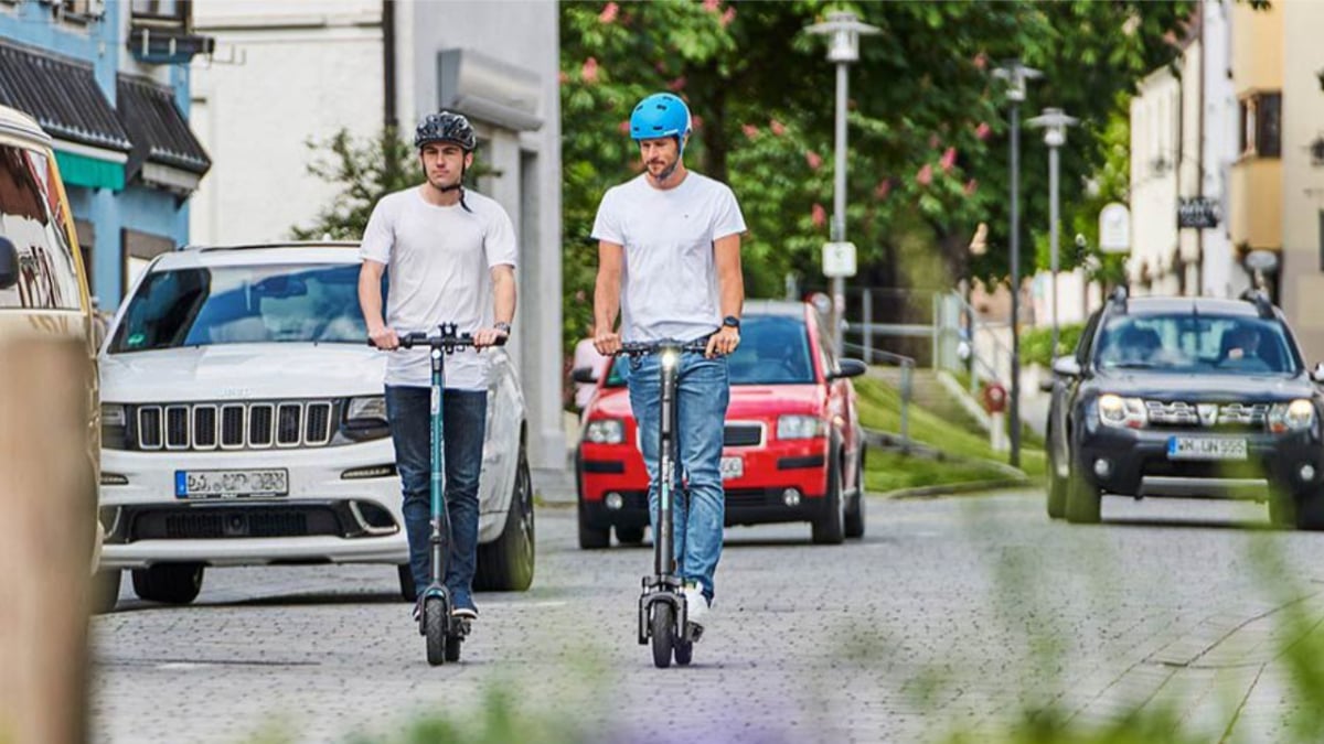 Faltbarer E-Scooter mit Straßenzulassung 2025 – Top Modelle für Pendler & Stadtverkehr