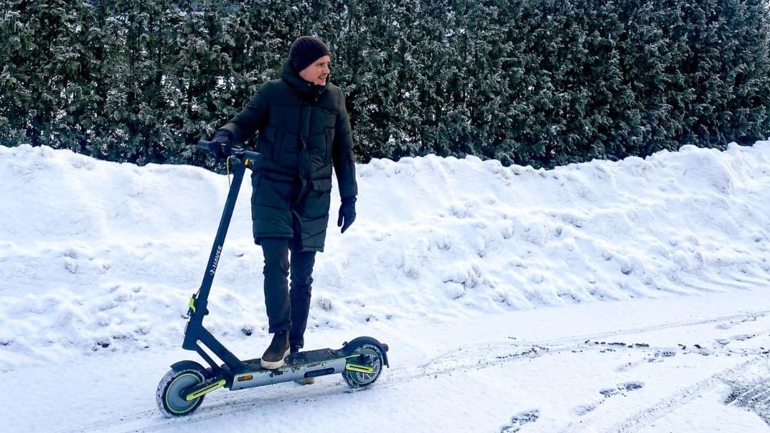 E-Scooter Blinker Pflicht 2027: Was Fahrer jetzt wissen müssen