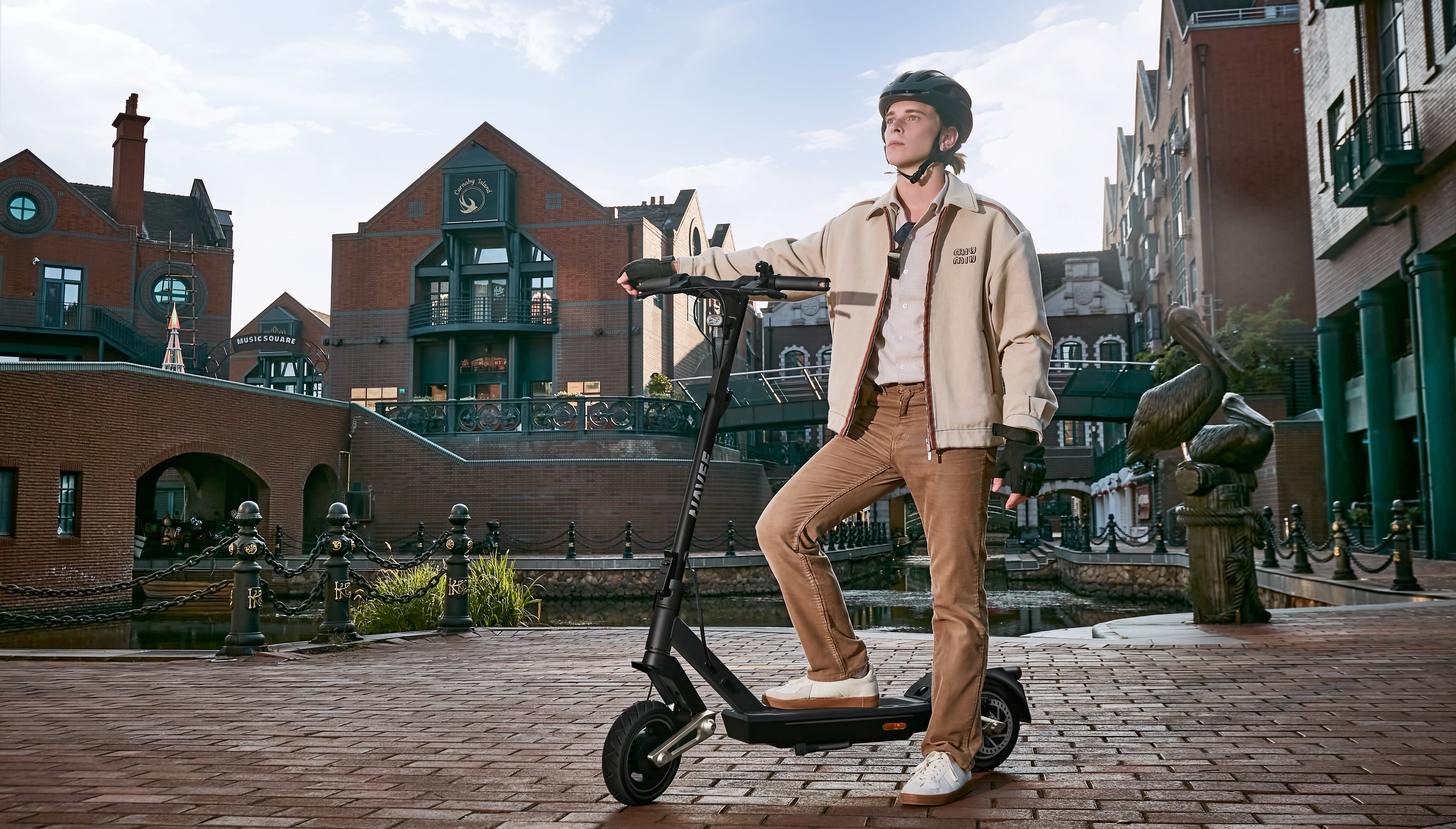 Helmpflicht für Elektroroller in Deutschland – Was du 2025 wissen musst